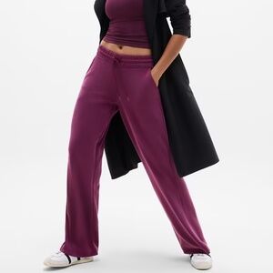 NWT Athleta Seasoft Mid Rise Straight Pant | Plum
